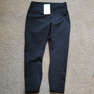 Fabletics Black Large Compression Leggings 7/8 NWT